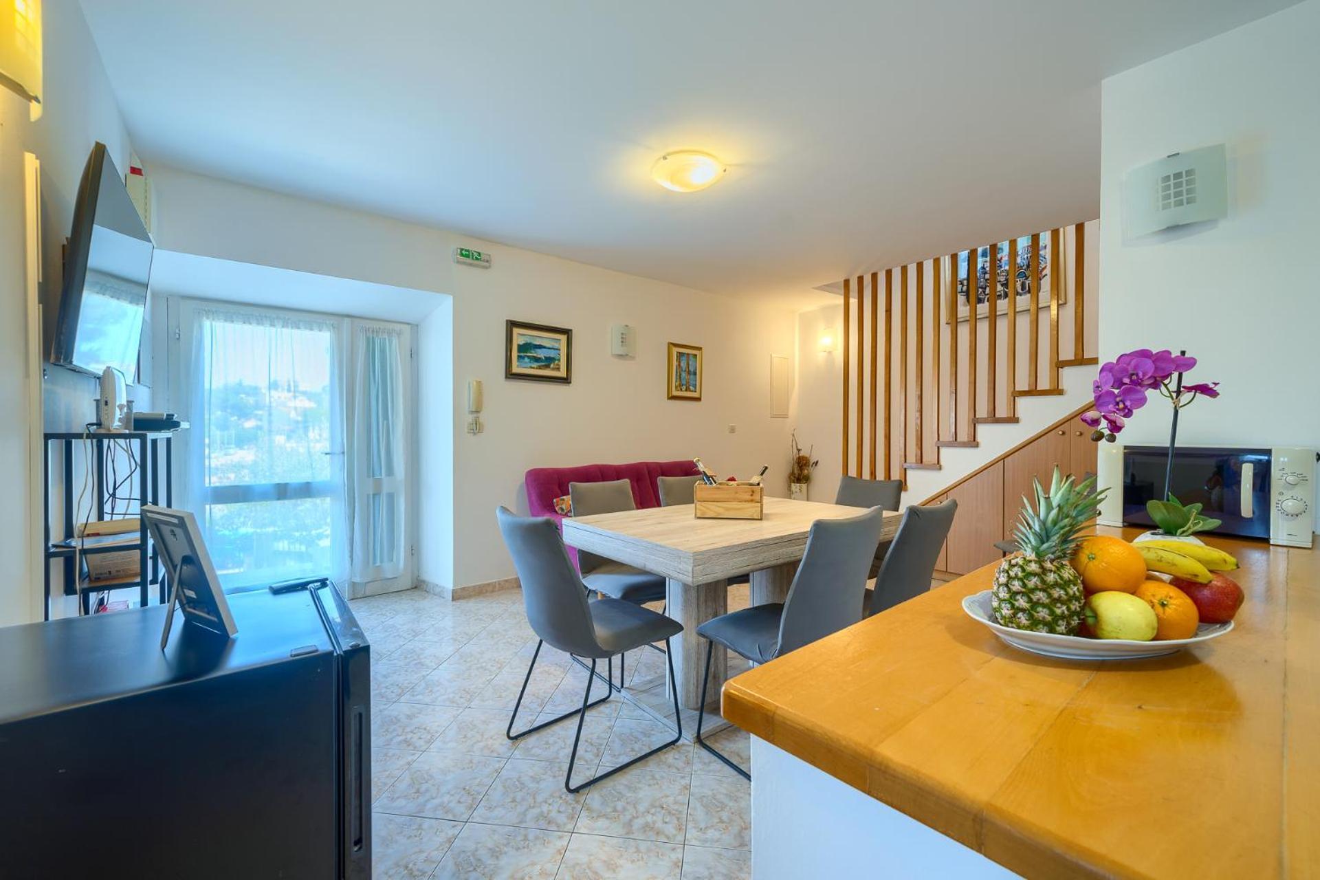 Villa Bonaca Perfect Location For A Holiday With Friends Or Family, Heated Pool Sumartin Exteriör bild