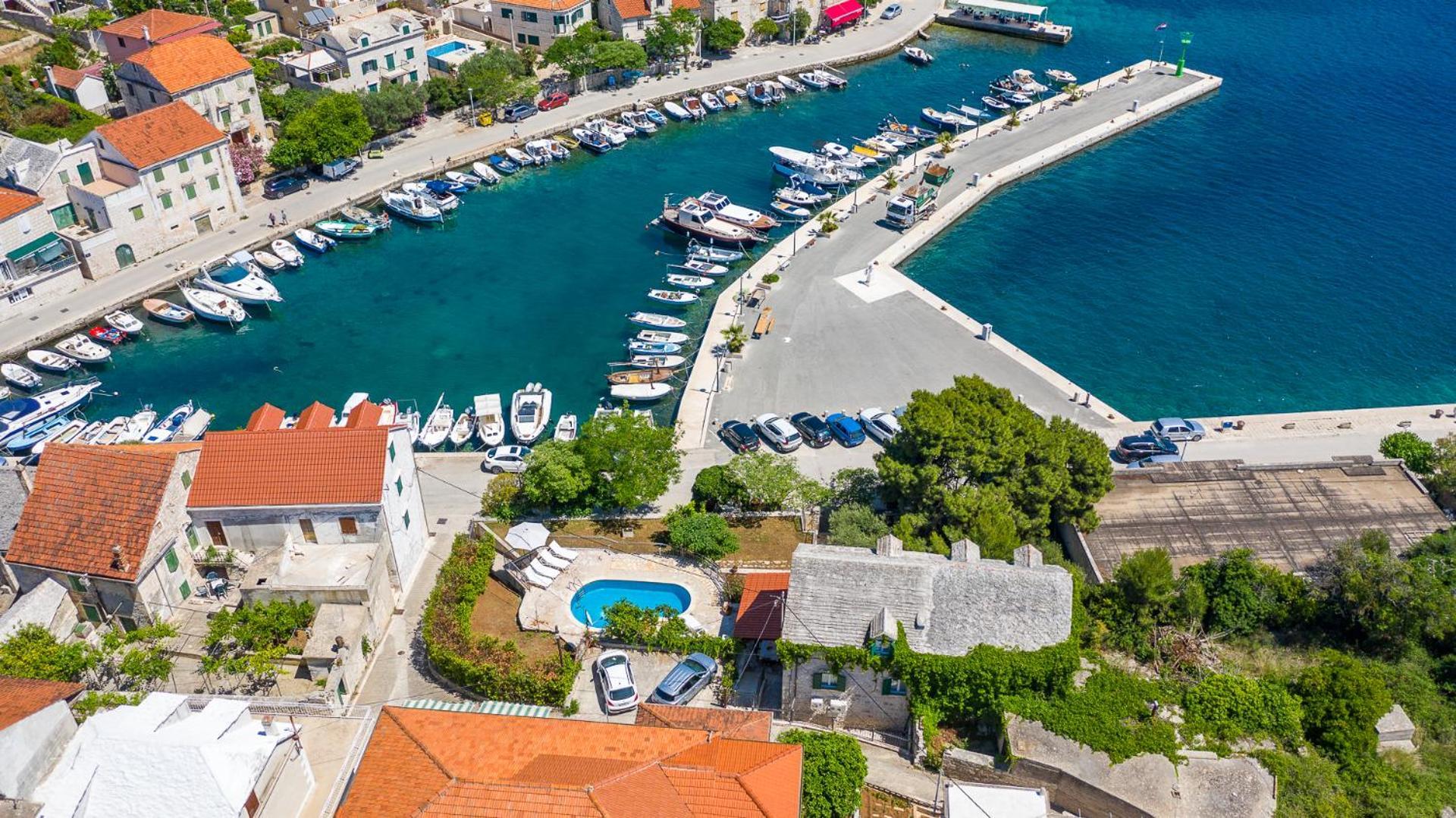 Villa Bonaca Perfect Location For A Holiday With Friends Or Family, Heated Pool Sumartin Exteriör bild