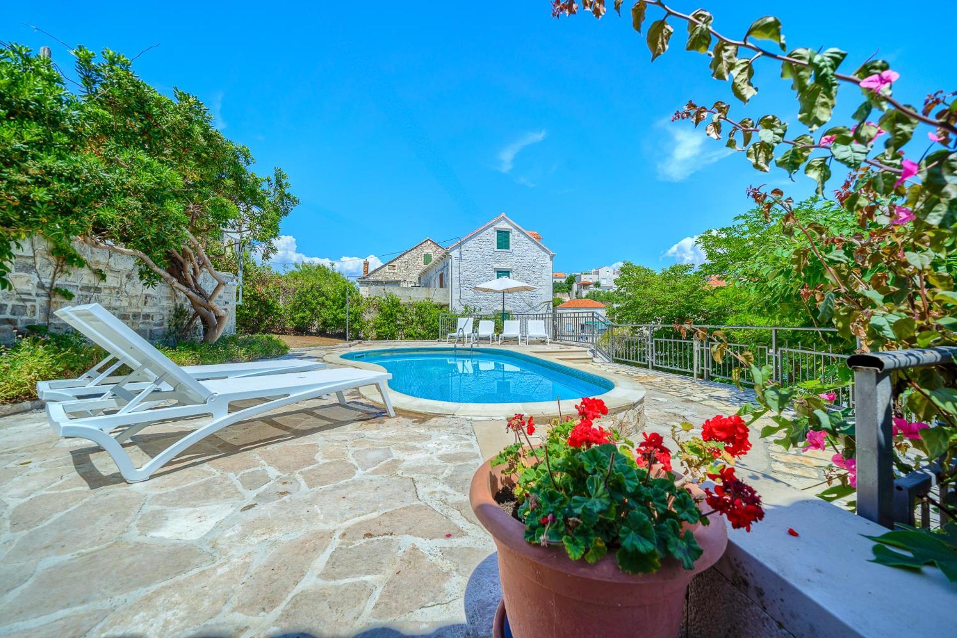 Villa Bonaca Perfect Location For A Holiday With Friends Or Family, Heated Pool Sumartin Exteriör bild