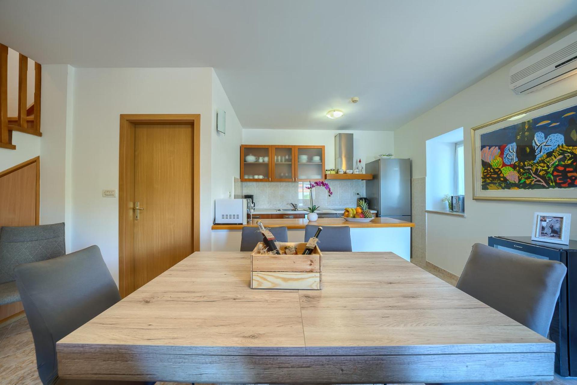 Villa Bonaca Perfect Location For A Holiday With Friends Or Family, Heated Pool Sumartin Exteriör bild